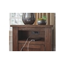 Table de bout Budmore avec ports et prises USB de Ashley - T372-3